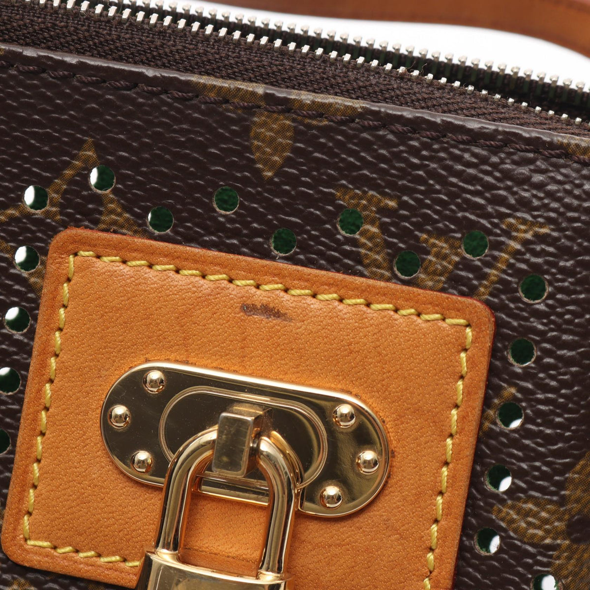 Louis Vuitton Pochette · Monogram Perfo