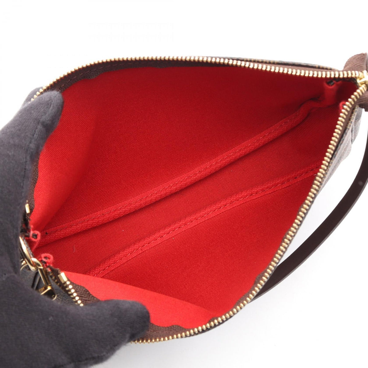 Louis Vuitton Accessory Pouch · Damier Ebene