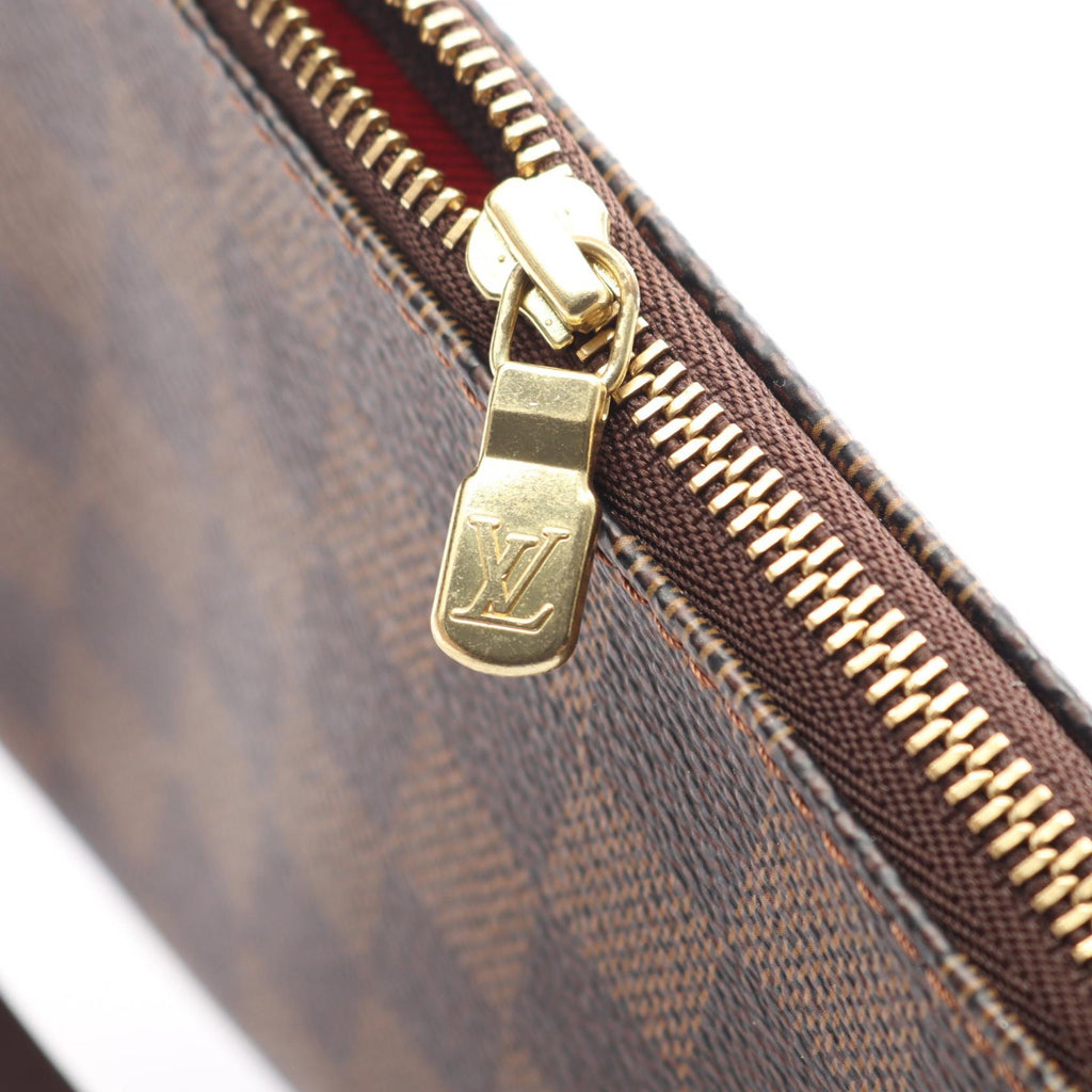Louis Vuitton Accessory Pouch · Damier Ebene