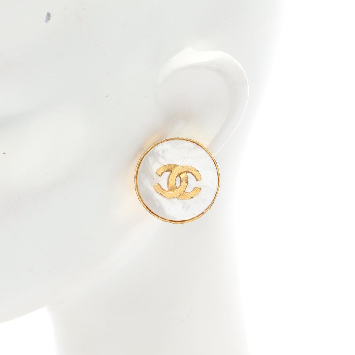 Chanel COCO Mark · Shell Clip Earrings