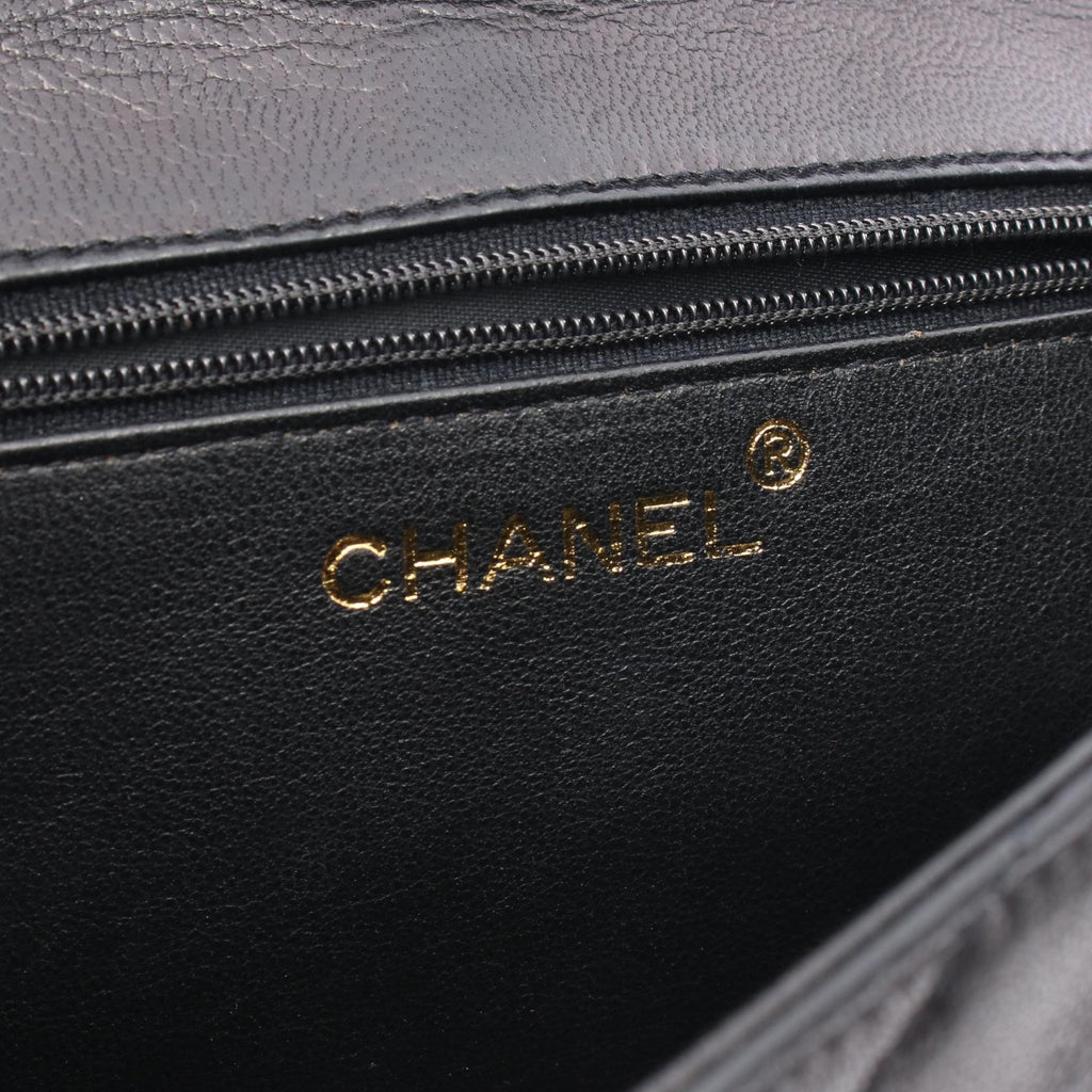 Chanel Diamond Stitch · Lambskin