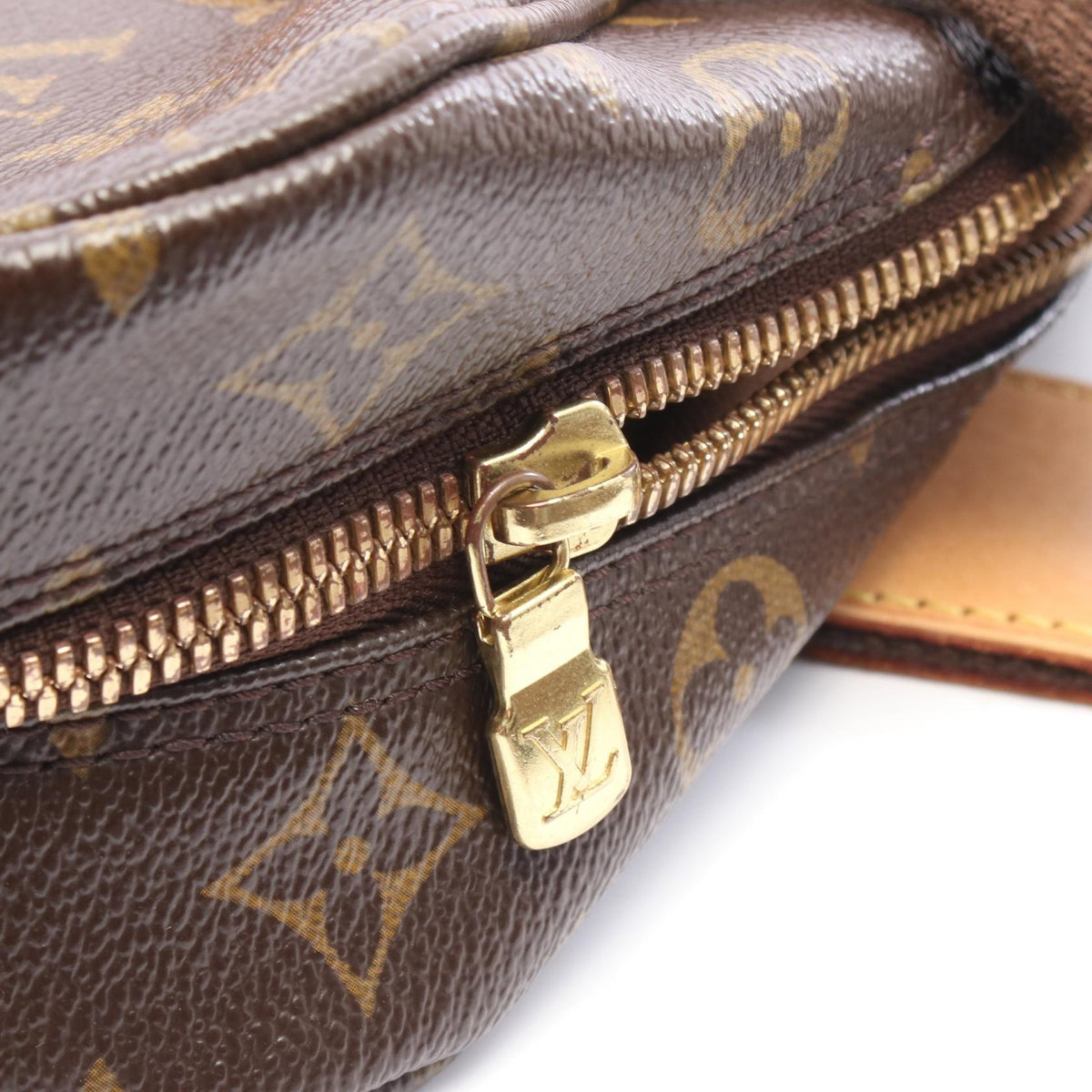 Louis Vuitton Sac Bosphore · Monogram