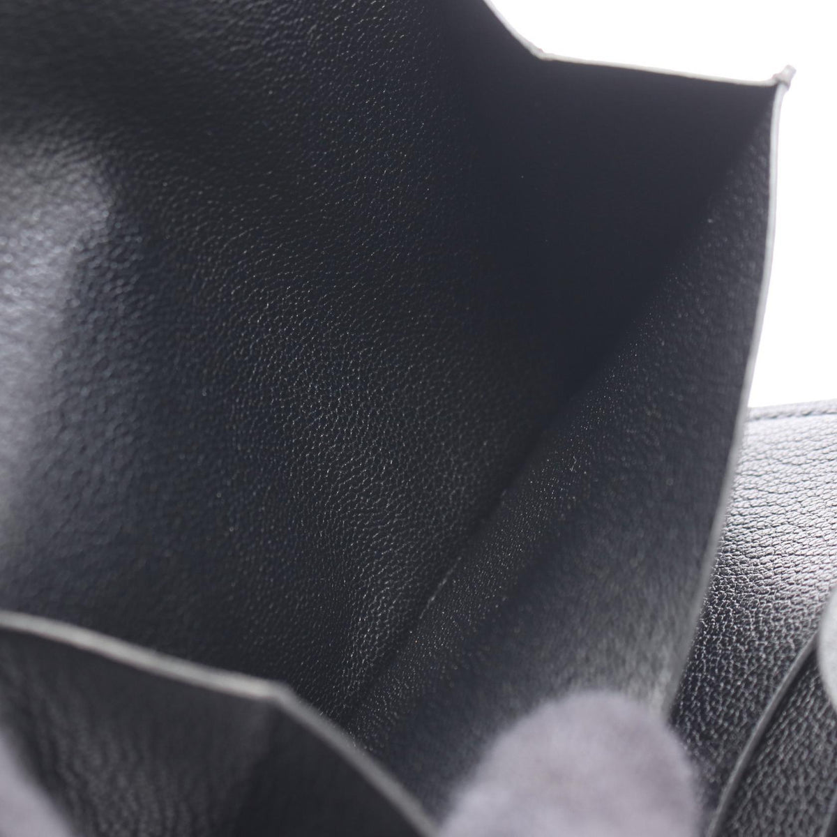 Hermès Illiard Compact · Chèvre Leather