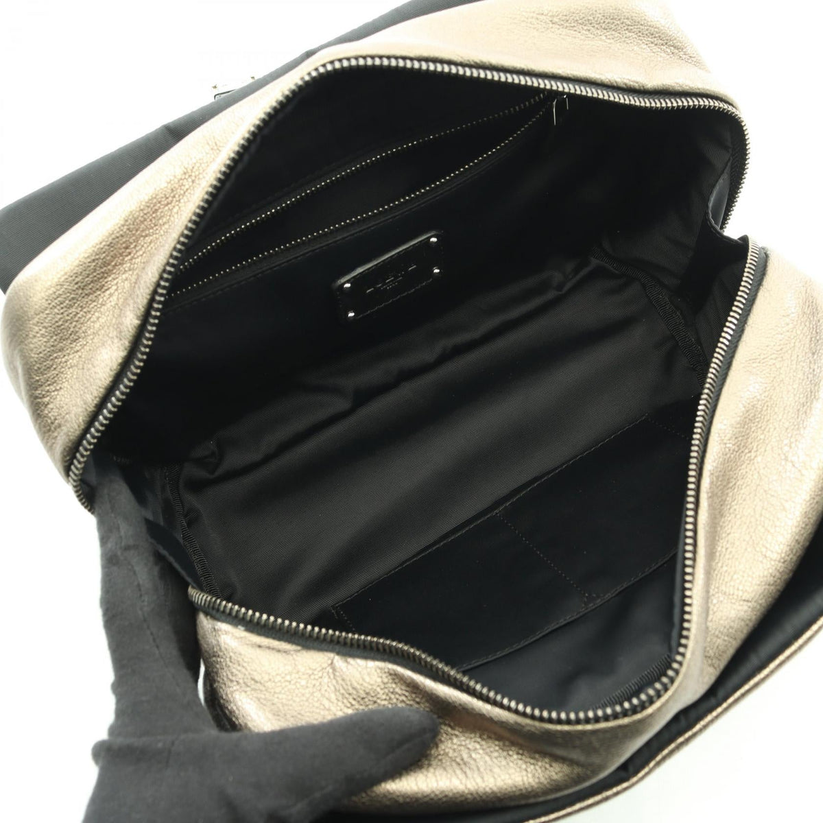 Loewe Lola 26 · Leather