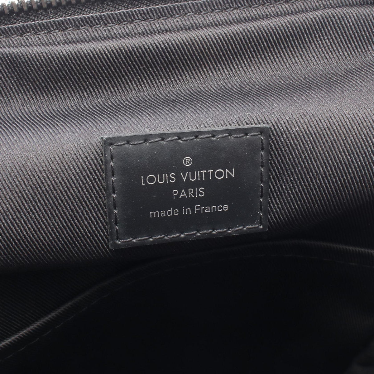 Louis Vuitton Avenue Sling · Damier Graphite