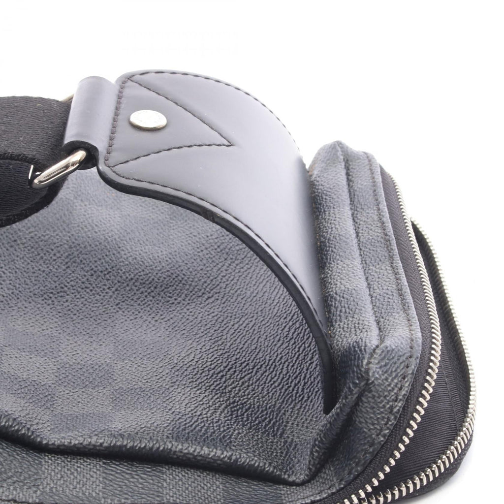 Louis Vuitton Avenue Sling · Damier Graphite
