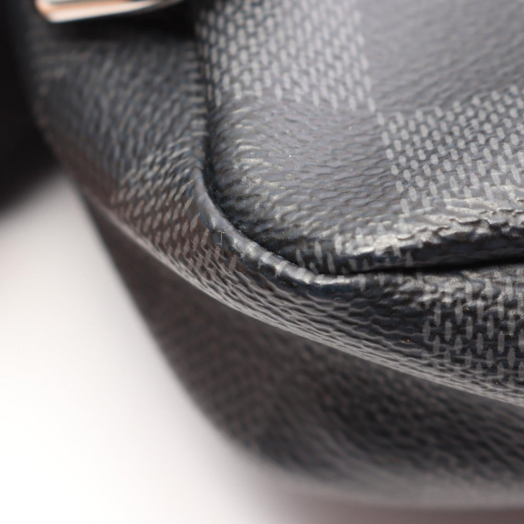 Louis Vuitton Avenue Sling · Damier Graphite
