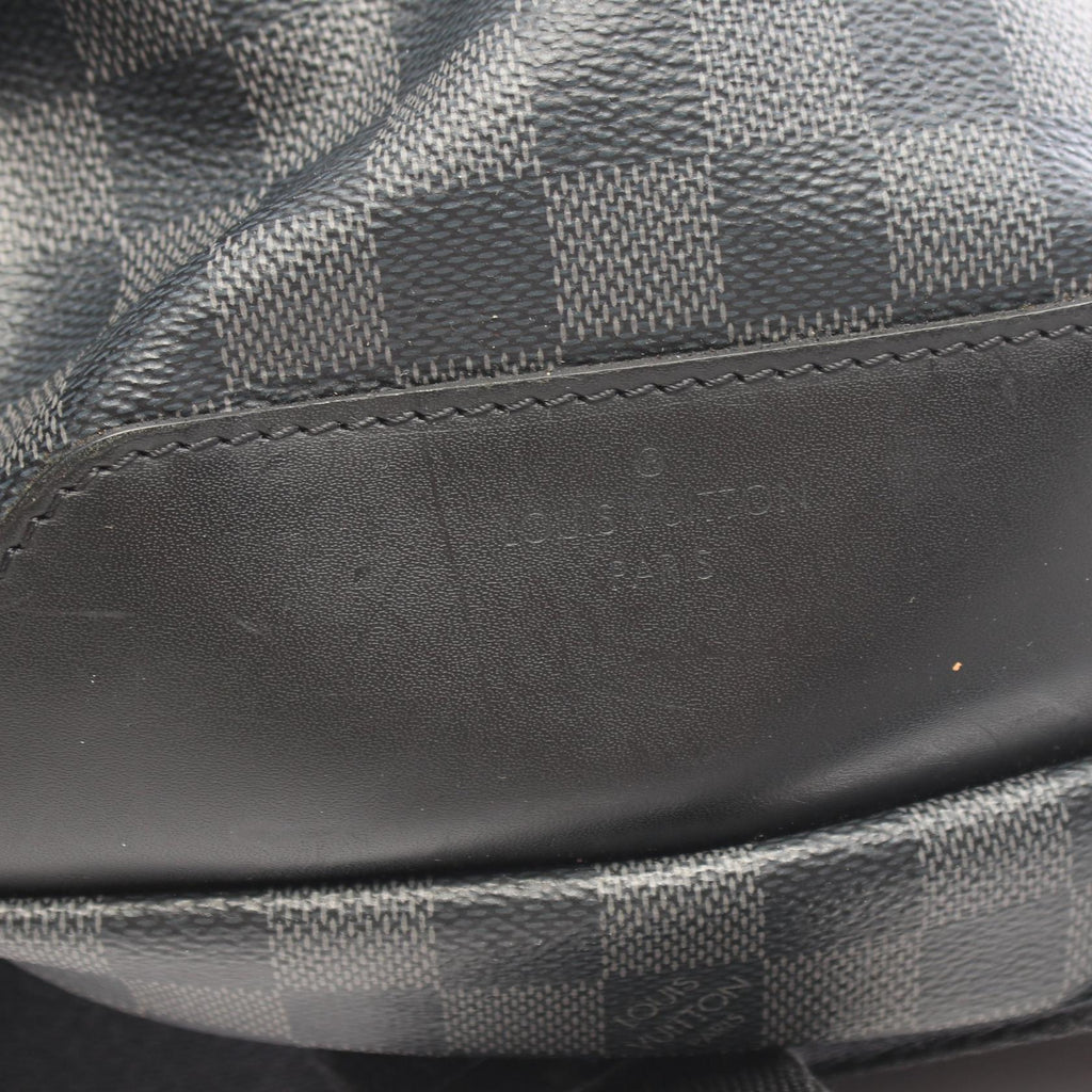 Louis Vuitton Avenue Sling · Damier Graphite
