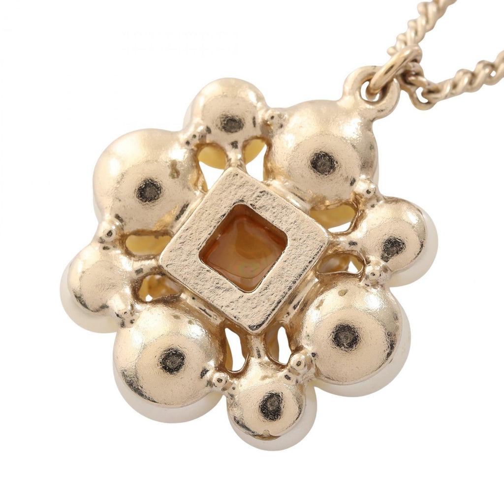 Chanel CC Flower Necklace · Pearl & Crystal