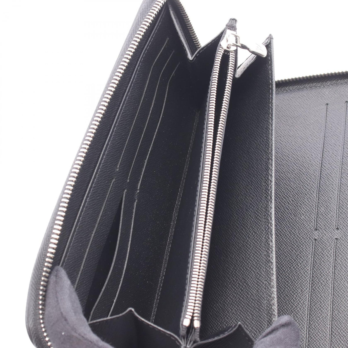 Louis Vuitton Zippy Organizer · Taiga Leather