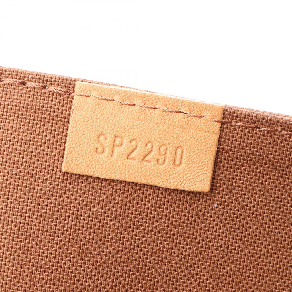 Louis Vuitton Petite Sac Plat · Monogram
