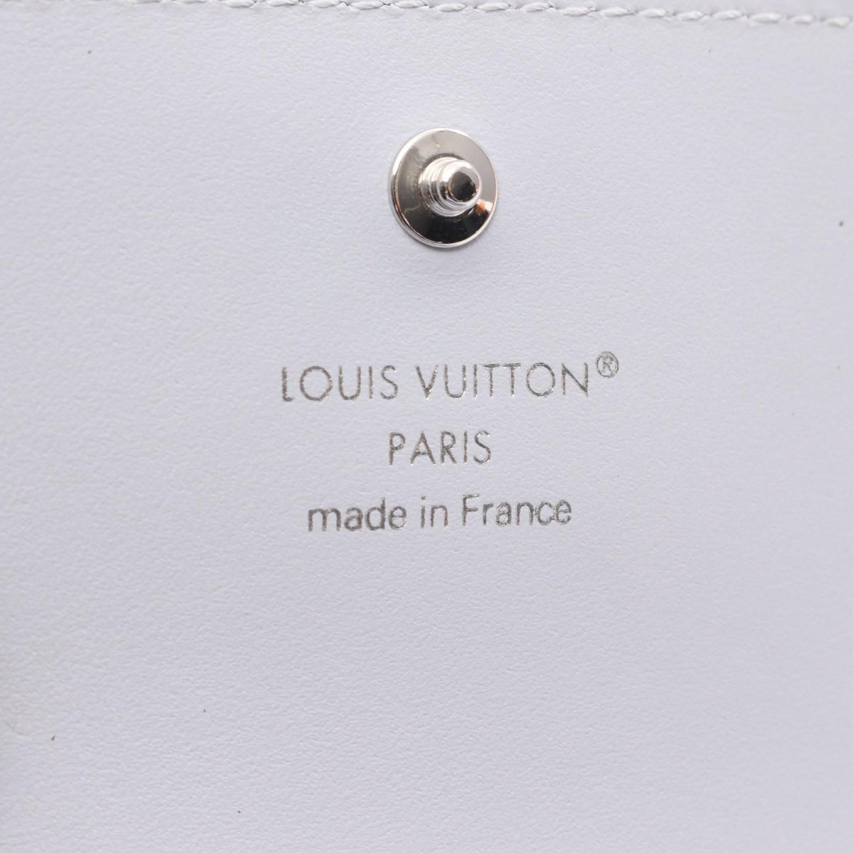 Louis Vuitton Capucines · Leather Wallet