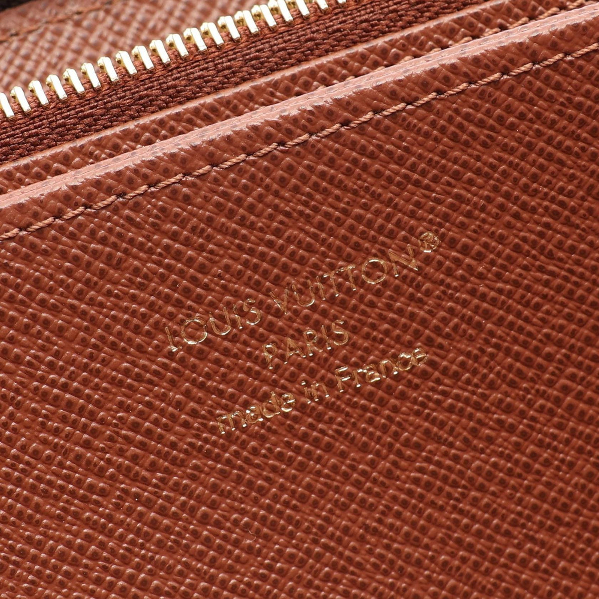 Louis Vuitton Zippy · Monogram