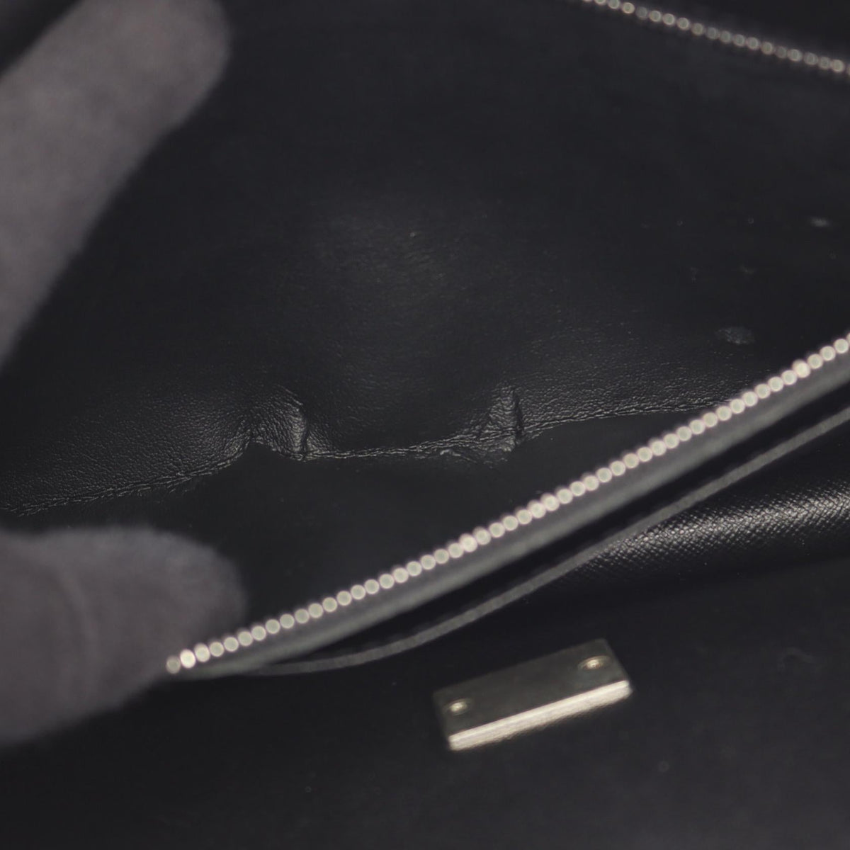 Louis Vuitton Selenga · Taiga Leather