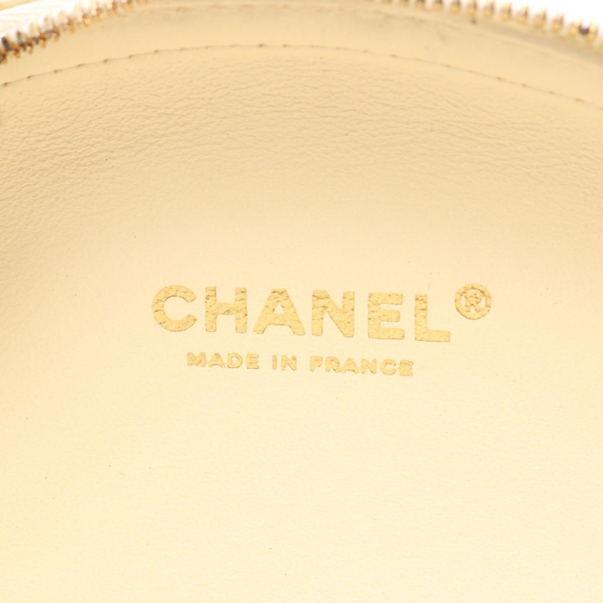 Chanel La Pausa · Chevron V-Stitch