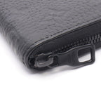 LOUIS VUITTON Zippy · Taurillon Noir
