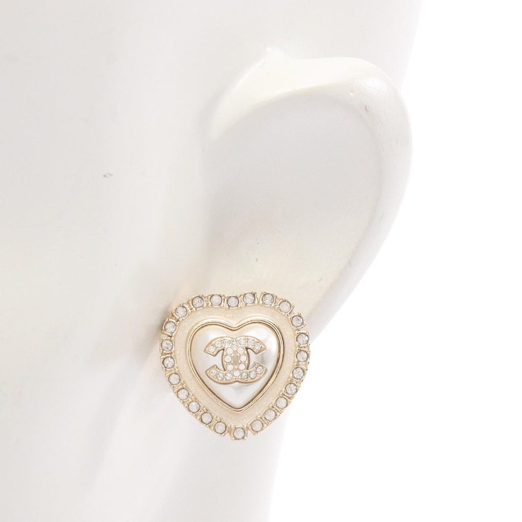 Chanel COCO Mark · Heart Earrings · Pearl