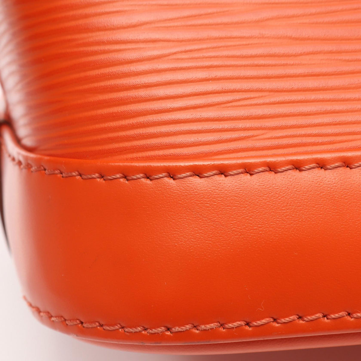 Louis Vuitton Alma BB · Epi Leather