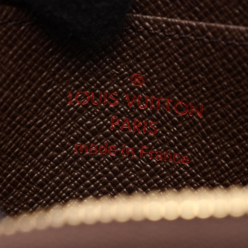 Louis Vuitton · Damier Ebene · Coin Purse