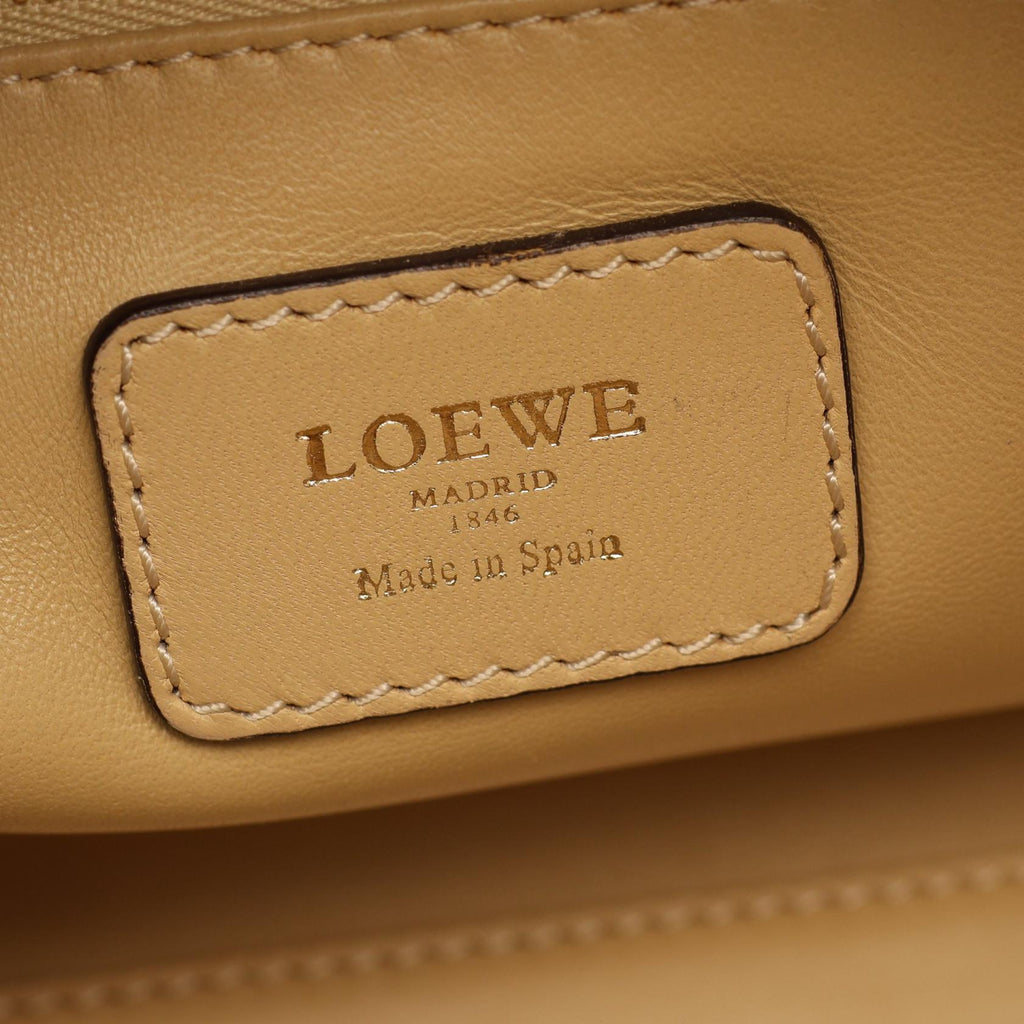 Loewe Amazona 28 · Leather