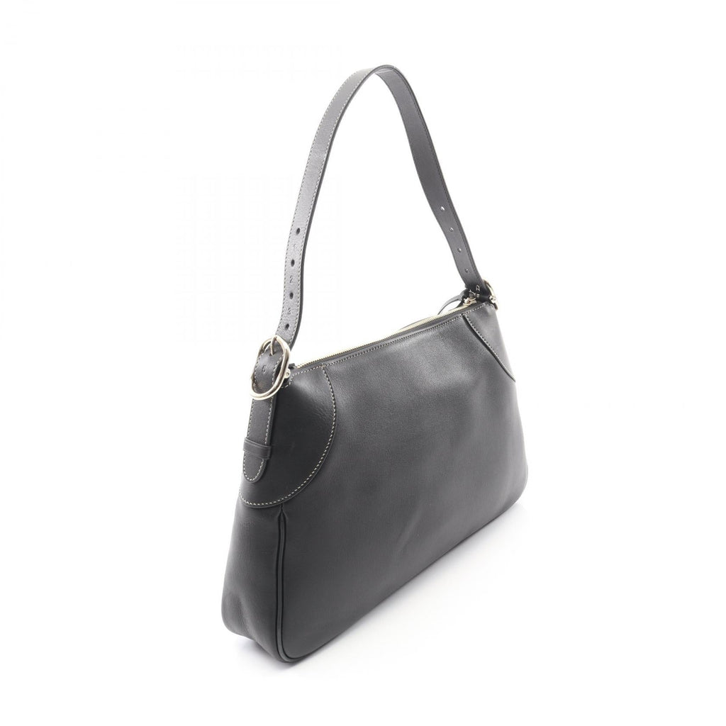 Gucci GG Emblem Medium · Leather