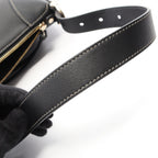 Gucci GG Emblem Medium · Leather