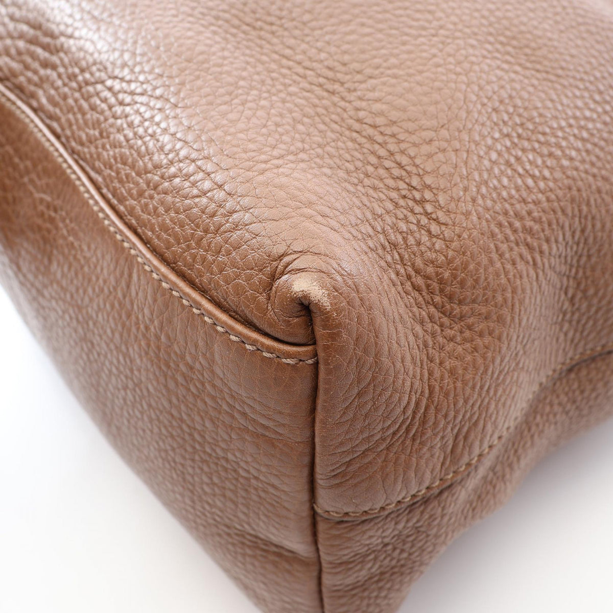 Gucci Interlocking G · Calf Leather