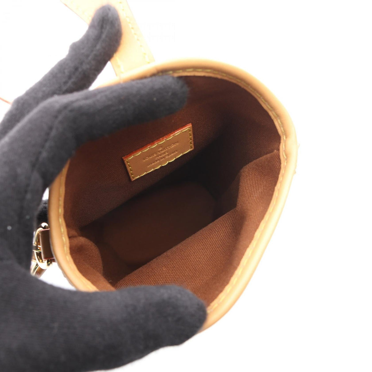Louis Vuitton Fold Me Pouch · Monogram