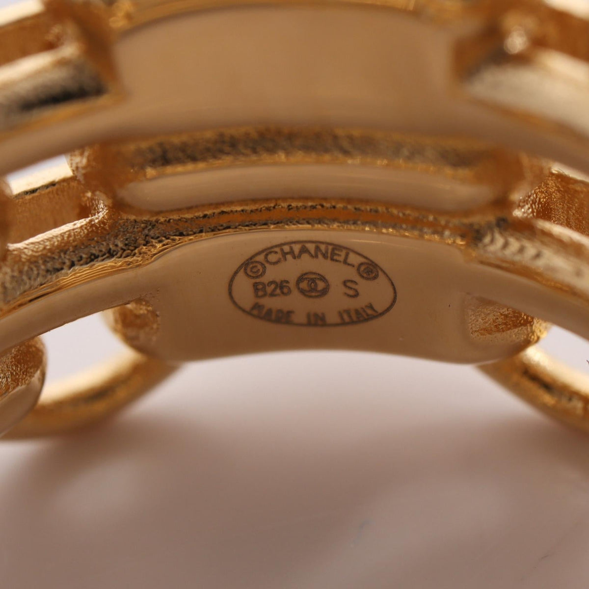 Chanel Chain Motif Ring · Gold Plated
