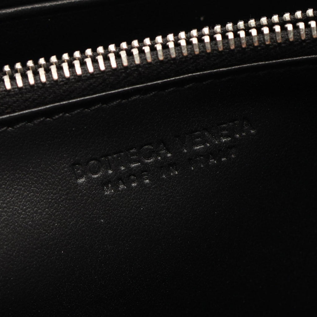 BOTTEGA VENETA Cassette · Maxi Intrecciato