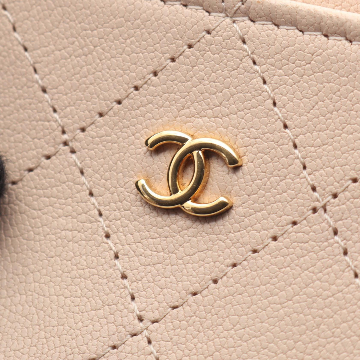 Chanel CC Zip Card Case · Leather