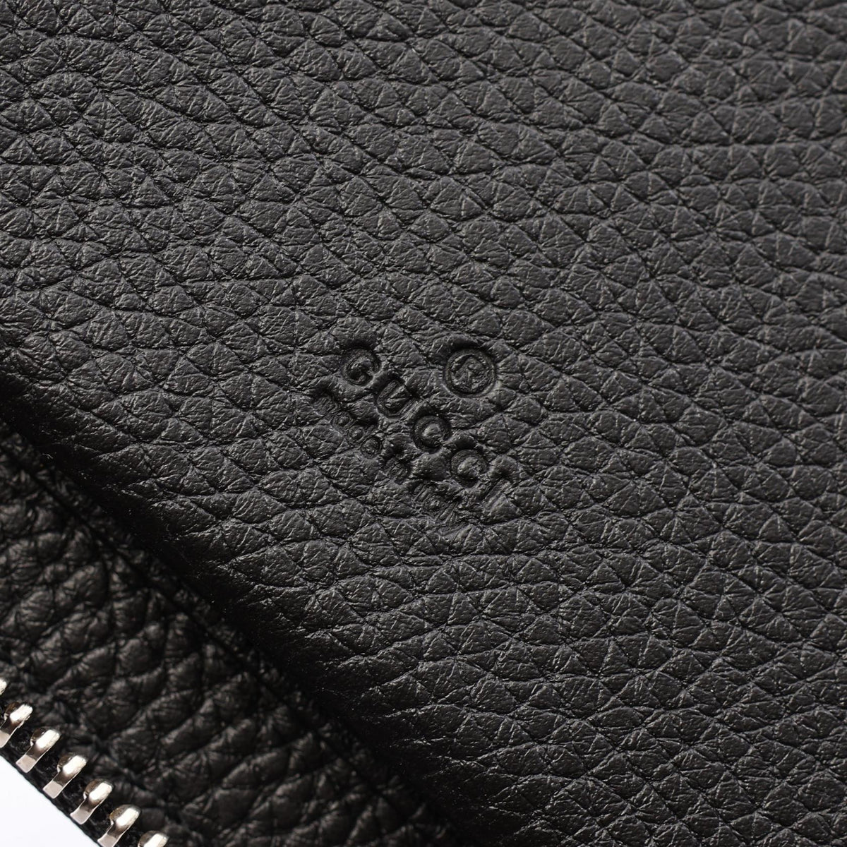 Gucci Jumbo GG · Travel Document Wallet
