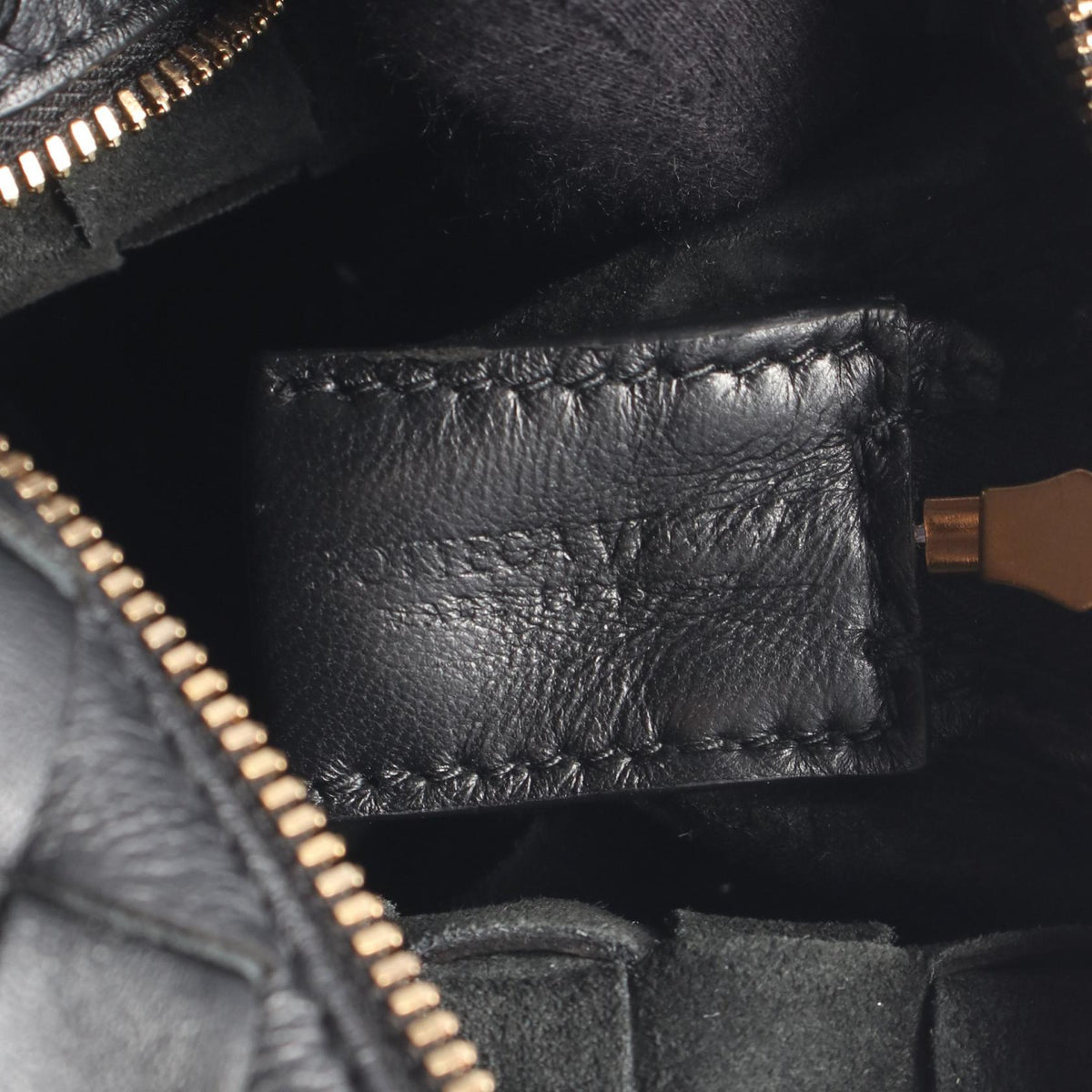 Bottega Veneta Loop · Intrecciato Leather