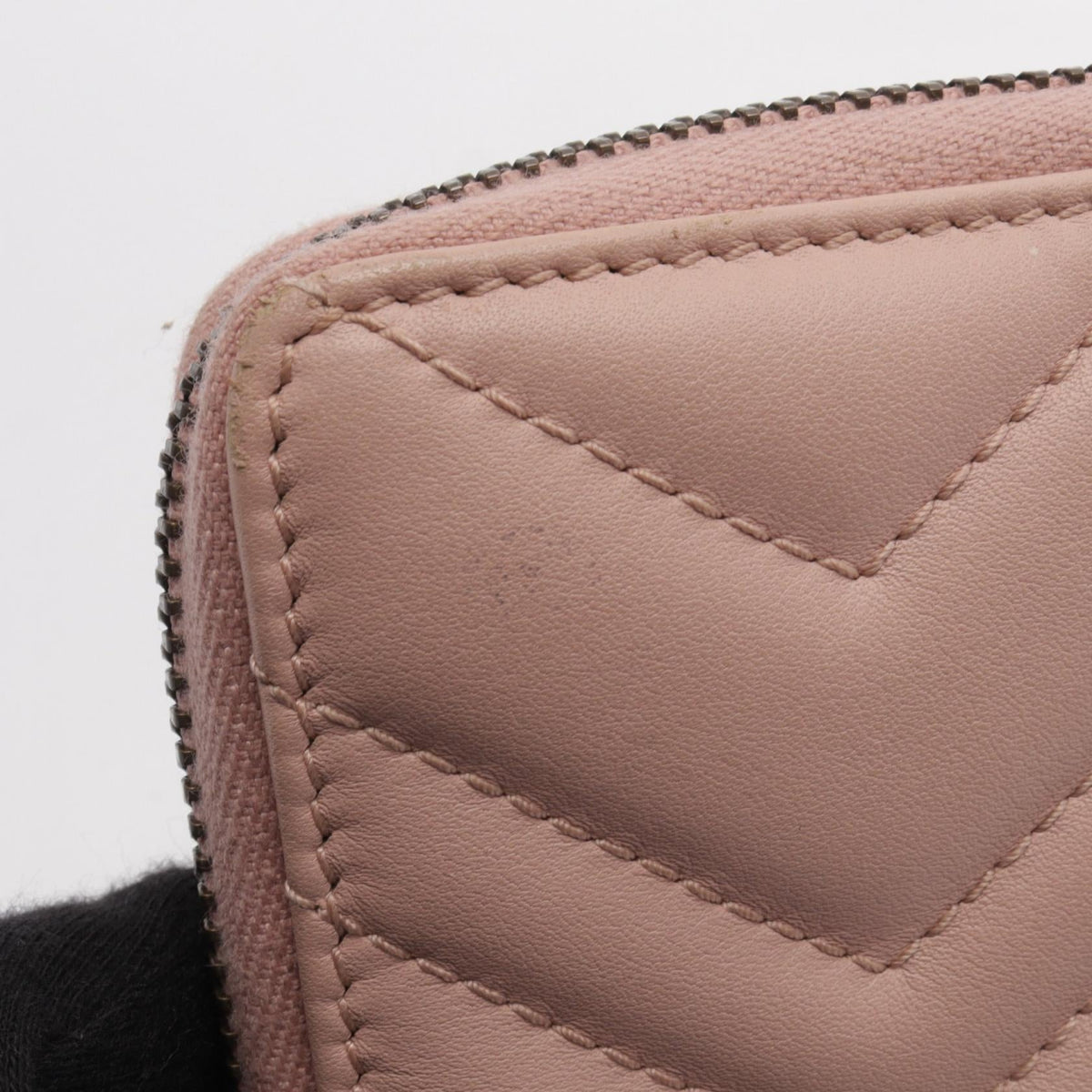 Gucci GG Marmont · Zip Around Wallet