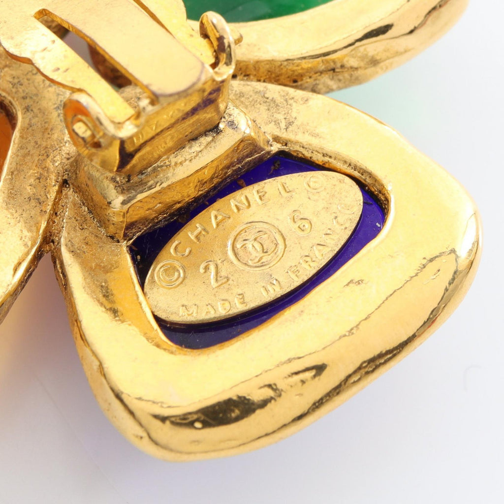CHANEL Coco CC Clip Earrings · Colored Stone