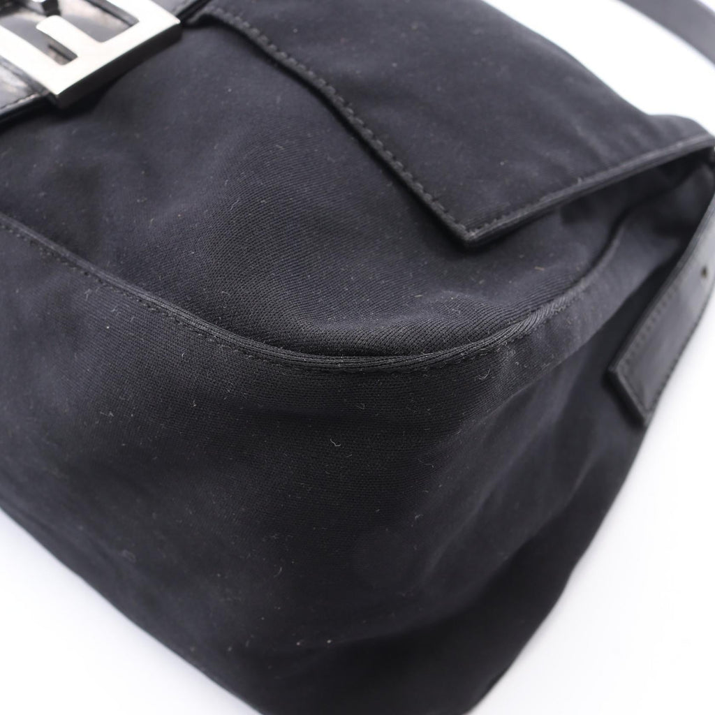 FENDI Mamma Bucket · Leather