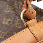 Louis Vuitton Montsouris MM · Monogram