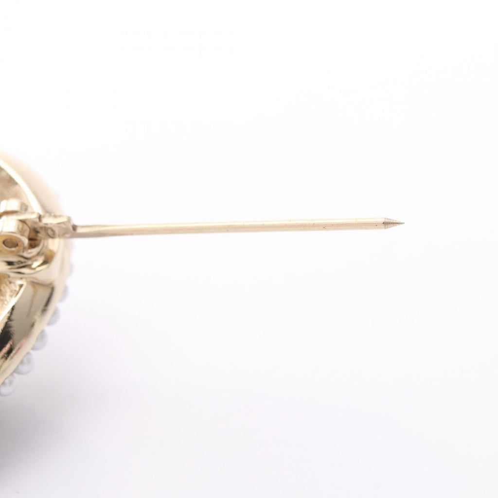 CHANEL COCO Heart Brooch · Pearl · Gold Plated