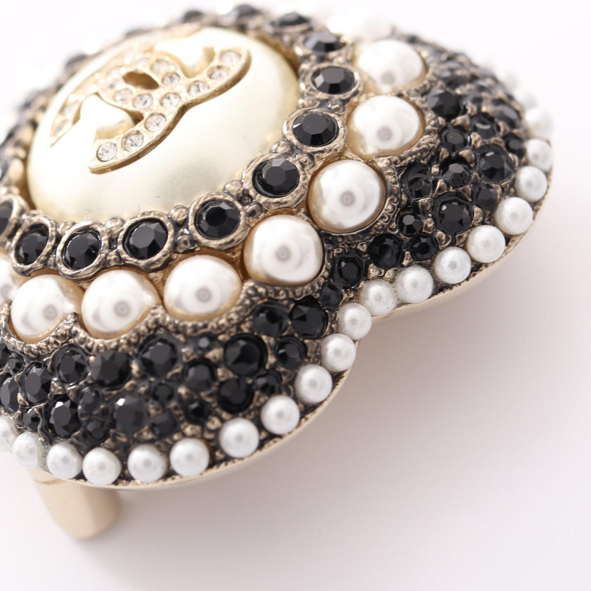 CHANEL COCO Heart Brooch · Pearl · Gold Plated