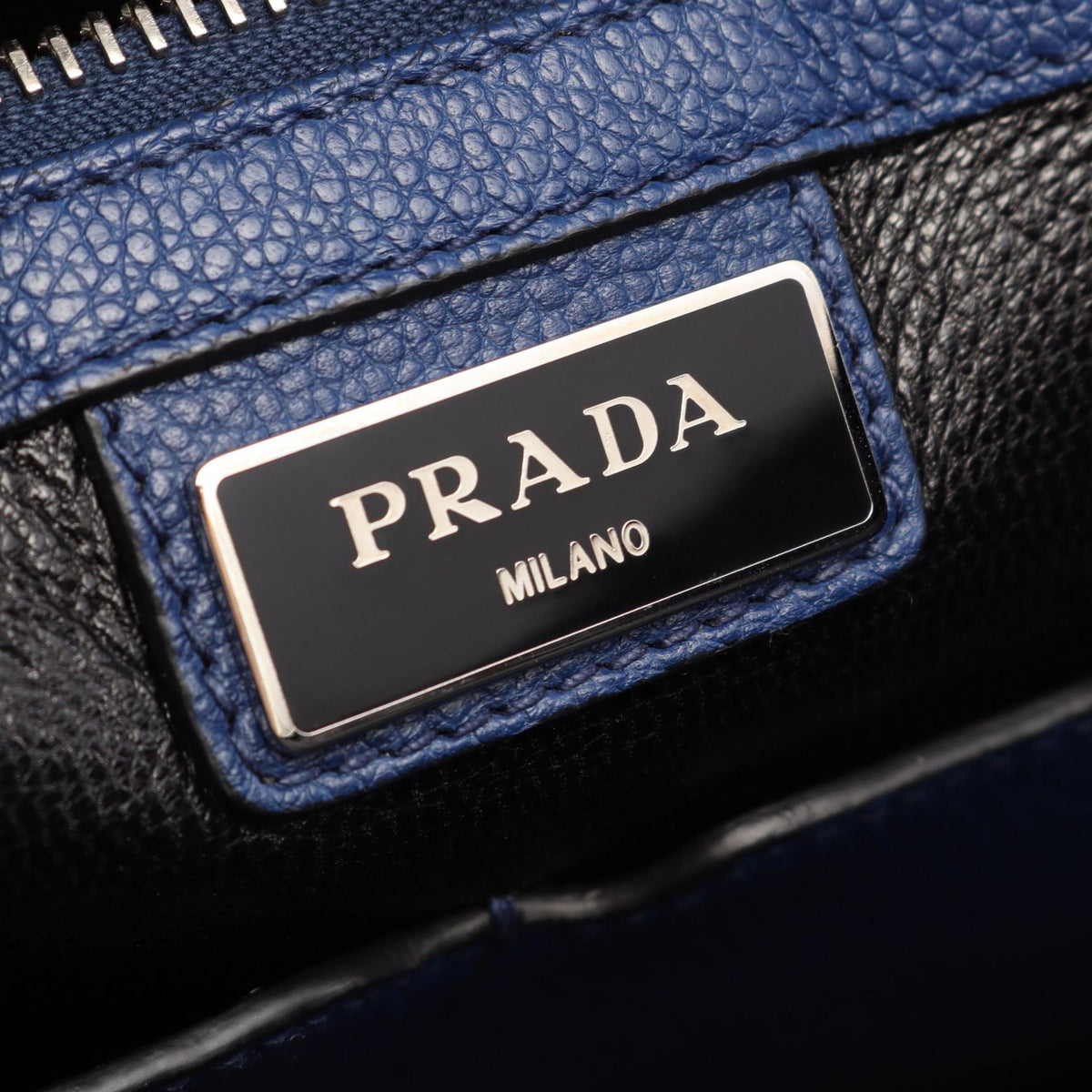 Prada Vitello Grain · Leather Briefcase