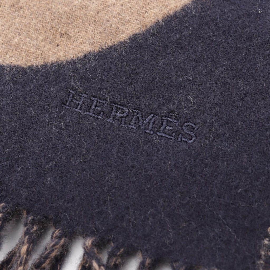 Hermès Mayon TGM Cashmere Scarf