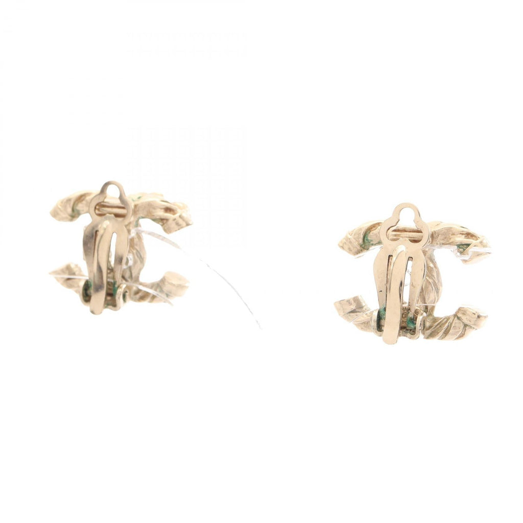 Chanel · CC Logo Earrings · Pearl Drop