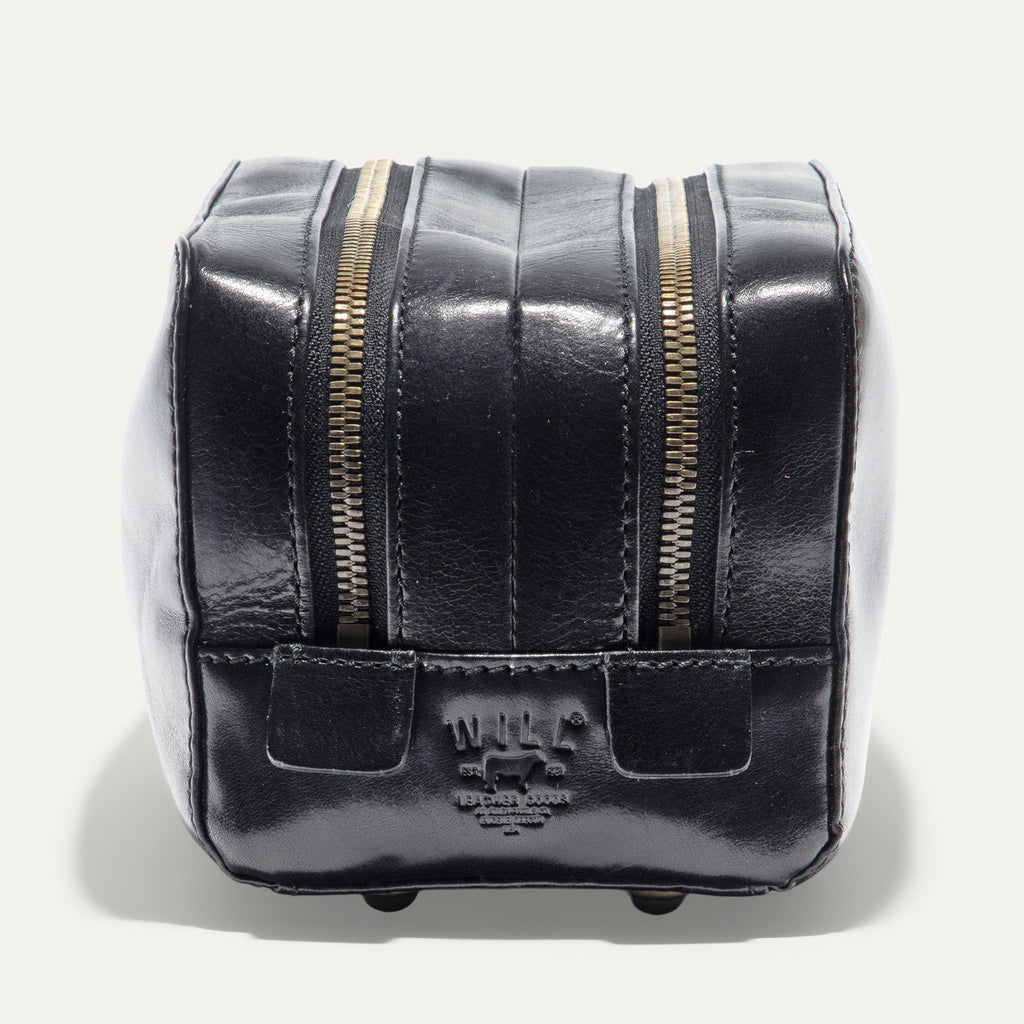 The William Professional Travel Kit