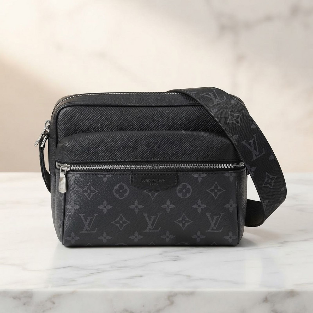 Louis Vuitton Messenger PM · Monogram Eclipse