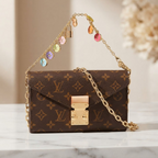 Louis Vuitton Pochette Métis · Monogram