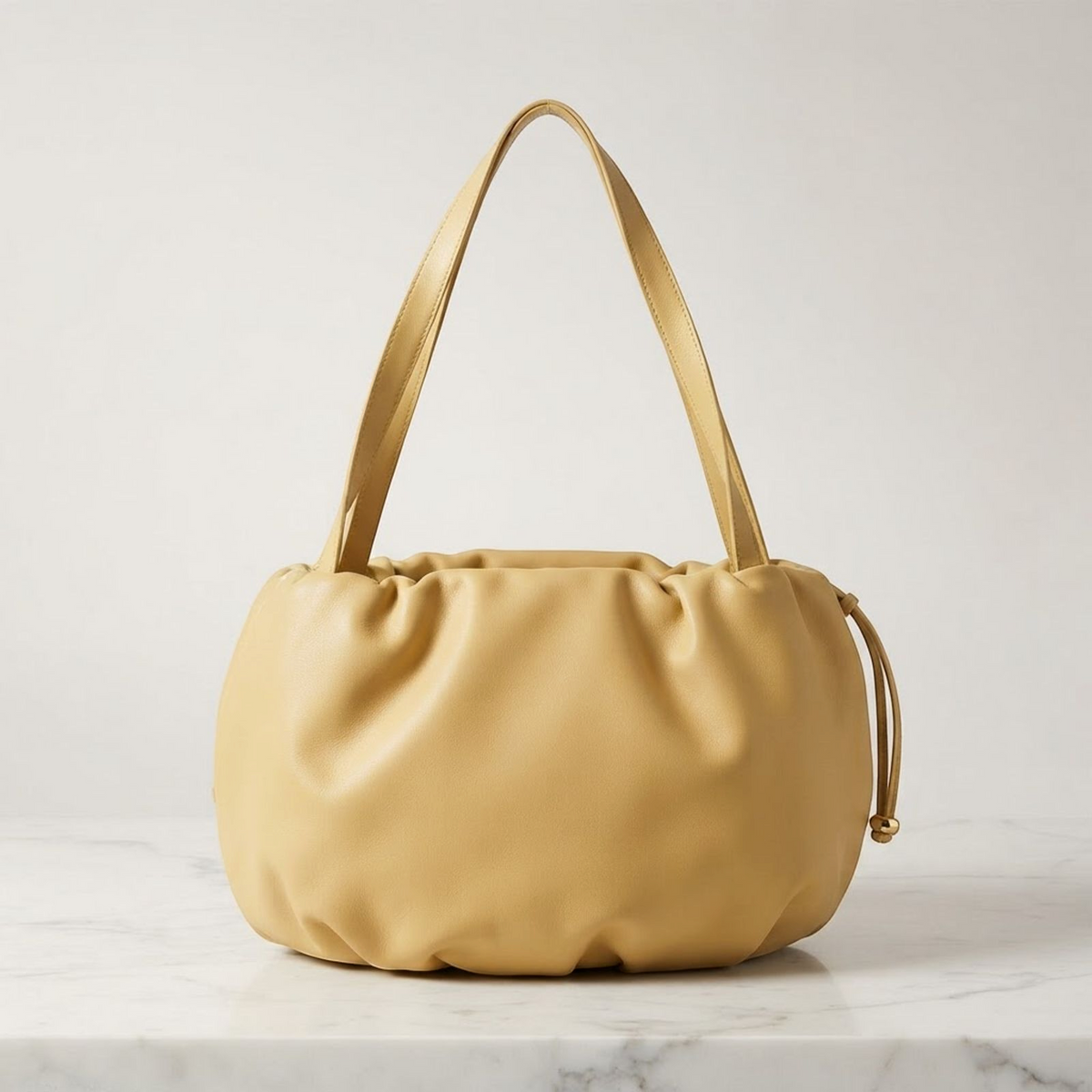 Bottega Veneta The Bulb · Calfskin