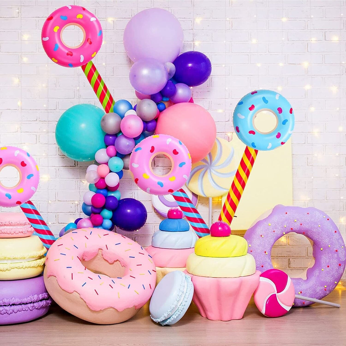 🍩 Set of 4 Inflatable Donuts – Assorted Colors, 24" Each