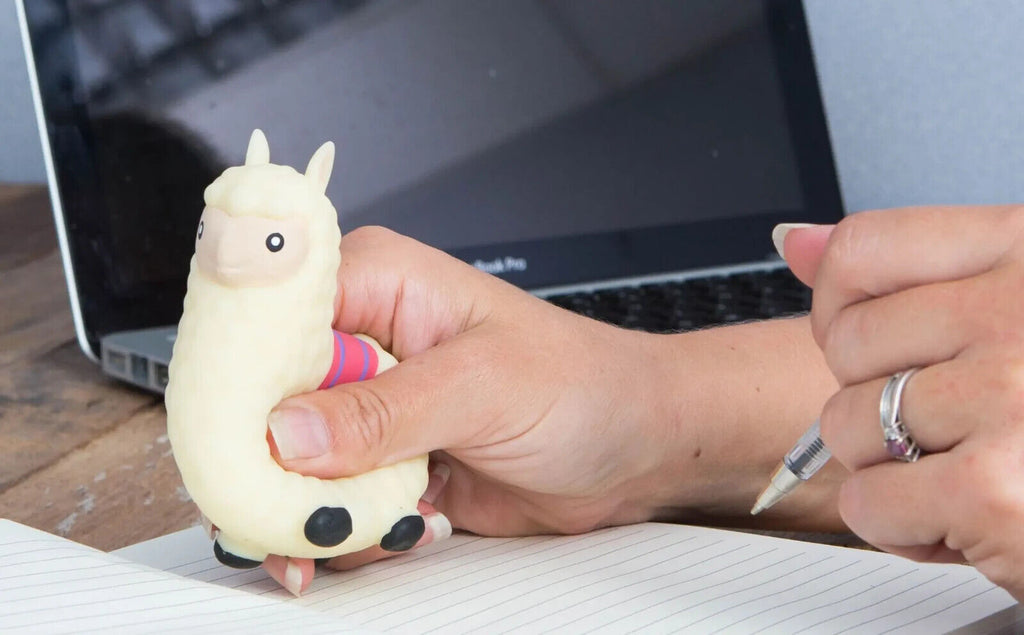 Calma Llama Stress Toy – Squeeze Away the Drama! 🦙💆‍♀️