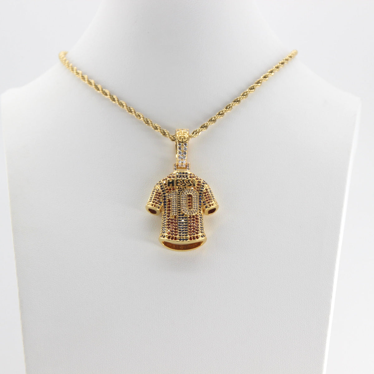 Luxury Football MESSI #10 Jersey Pendant Necklace with Zircon Stones – Perfect Gift for Sports Fans