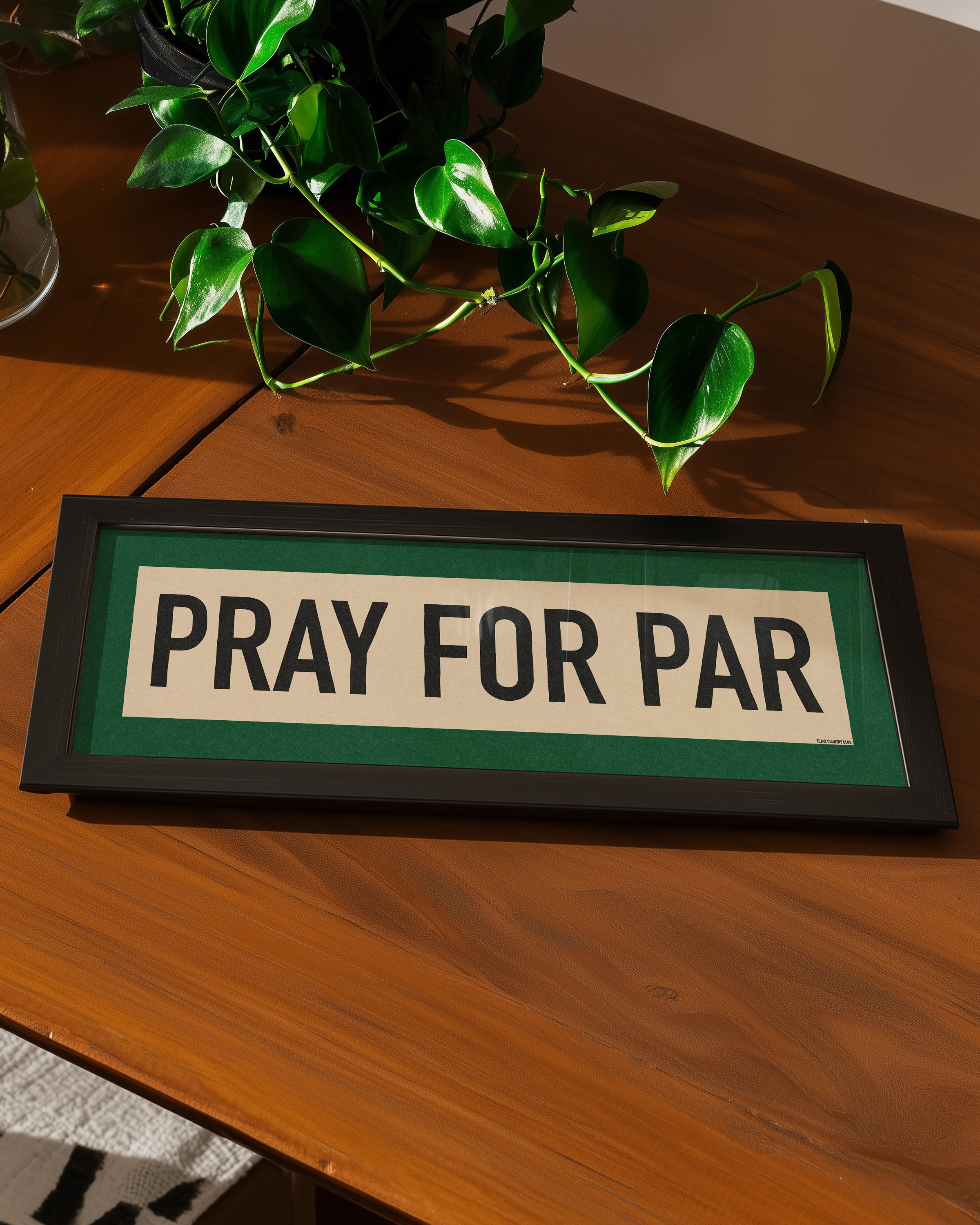 Framed Pray For Par Golf Art Scroll Sign